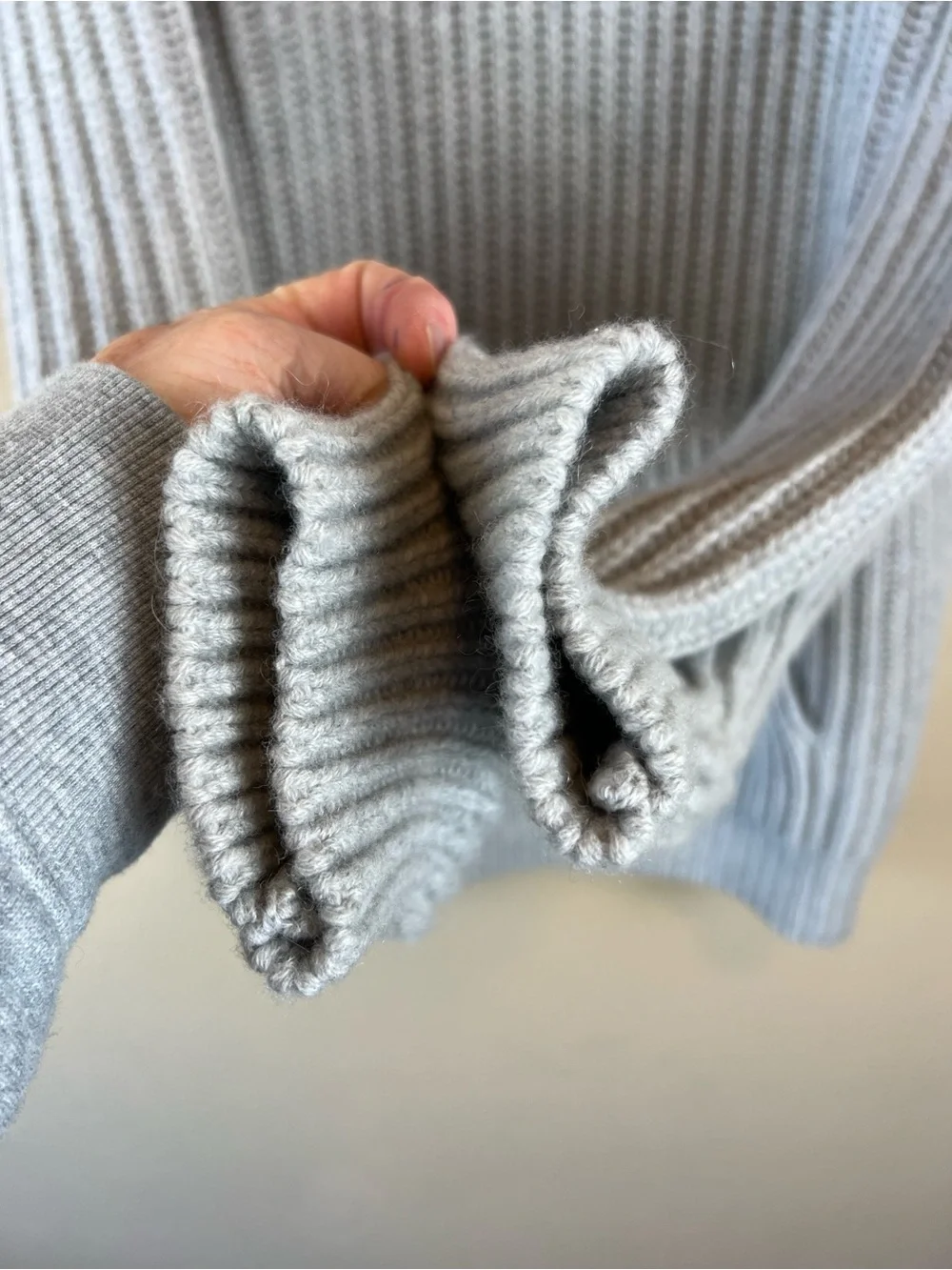 Wolf vs Goat Wool Chunky Pullover Hoodie Sweater Grey